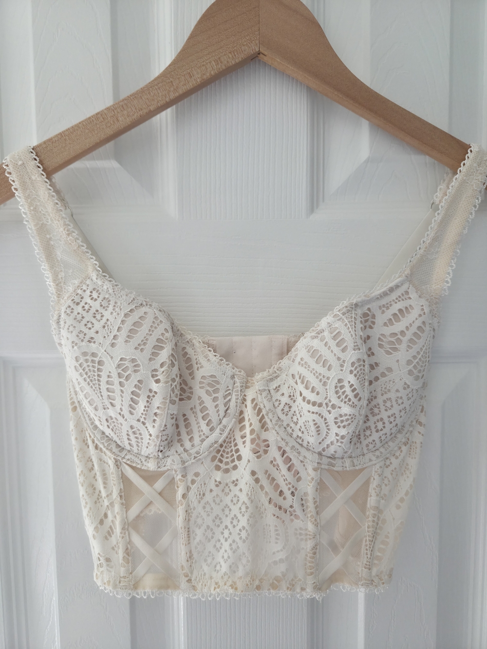 Victoria's Secret Bridal Lace Corset Bra in Ivory, 34B